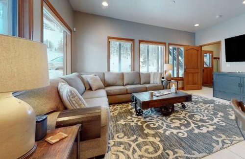 Old Town Casa | Station House Hideaway