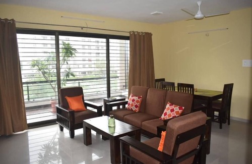 Nashik Apartamento | Status Homeaway Service Apartments - Three-Bedroom Apartment 2