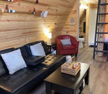 Marshall Chalet De Esquí | Stave Mill Park