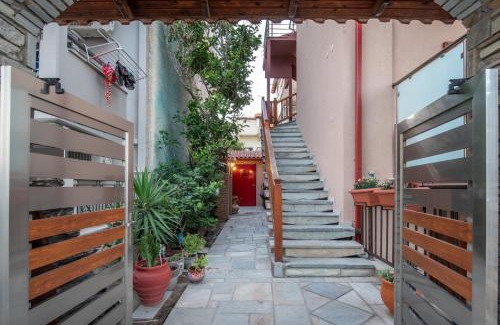 Sarti Hotel | Stavros Compass