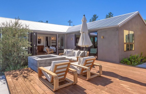 Healdsburg Villa | Stay 3 nights get 4th night free January-March!!