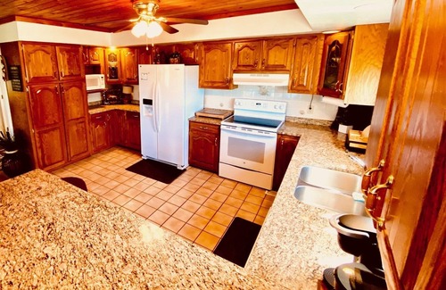 Sevierville Cabaña | Almost Heaven 2 Lakefront Homes, Sleeps 14, Main Channel Douglas Lake, Smoky's