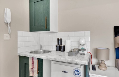 Shacklewell Apartamento | Stay and Explore: Convenient Studio - Prime Location