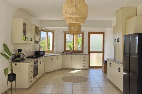 Peyia Town Villa | Stay and Nest Casa Alba Modern Boho Villa with private Pool near to Sea, Paphos