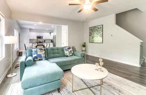 Charlotte Casa | Stay and Play in Charlotte Family Home with Deck