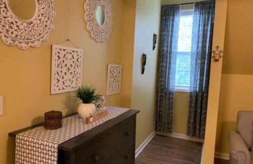 Sumter Apartamento | Stay at Emma Jean Retreat in Sumter!