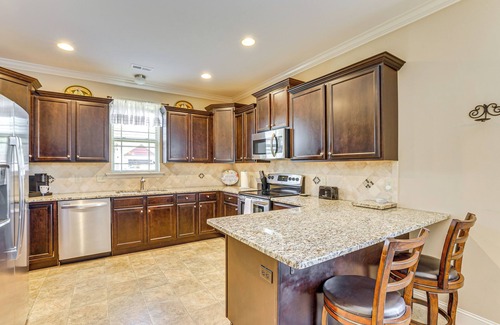 Taylors Casa | Stay at Jo’s Taylor Retreat: 9 Mi to Greenville!