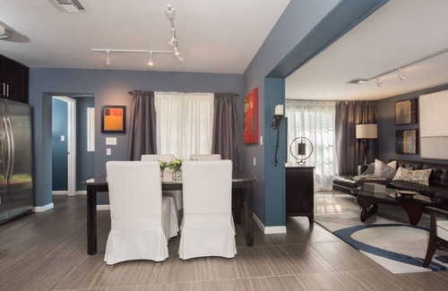 Disston Heights Casa | Oasis ubicado en el centro