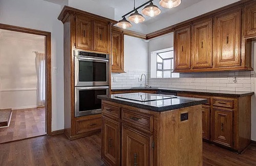 Barker Casa | Stay at our Charming family home!