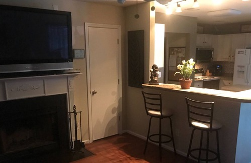 Ladson Casa | Stay At This Cozy Home ~ Treat It Like Your Own