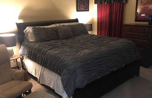 Ladson Casa | Stay At This Cozy Home ~ Treat It Like Your Own