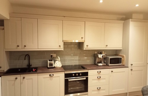 Dublin Casa | Stay at Yogis Luxury 3 bed House Dublin City Centre..Location is Superb!