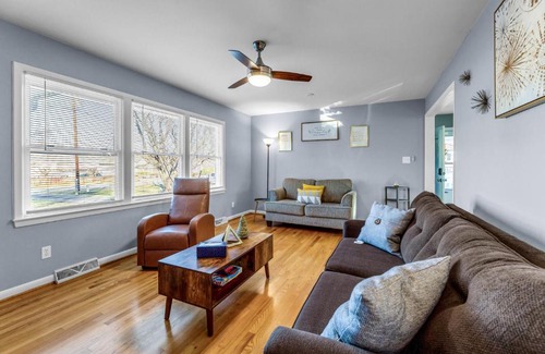 Greensboro Apartamento | Stay Awhile Charming Greensboro House Close to Must-See Places