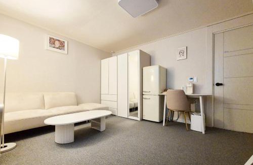 Seo-gu Casa | Stay B