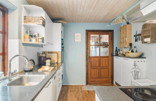 Farso Casa | Stay by the Limfjord in this large and very well-equipped holiday home.