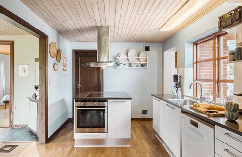 Farso Casa | Stay by the Limfjord in this large and very well-equipped holiday home.