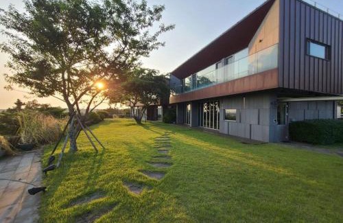 Andeok Casa | Stay Gyeop - 겹 - 산방산, 최강오션뷰, 귤밭, 돌담, 화순해수욕장, 화순해변, 프라이빗정원