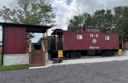 Kenansville Apartamento | Stay in a caboose on the old Florida east coast line on a working cattle ranch!