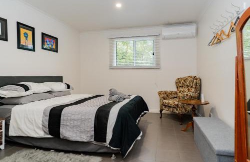 Blackwood Casa | Stay in Blackwood