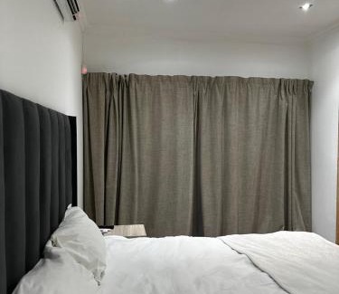 Weltevredenpark Casa | Stay In Carlazo - Unlimited WiFi, Solar backup