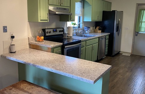Cumming Cabina | Stay in Ducktown: The Cumming Duck Farm House - a new Premier Host VRBO listing!