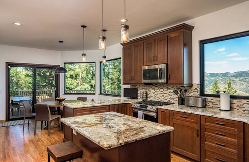 Evergreen Casa | Stay In Evergreen - Denver Mountain Escape