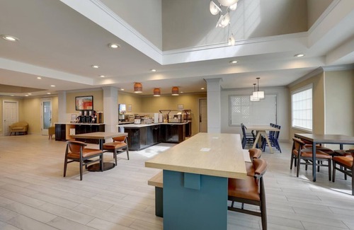 San Jose Complejo | Stay In great Shape! Minutes to Levi's Stadium, w/ Outdoor Pool