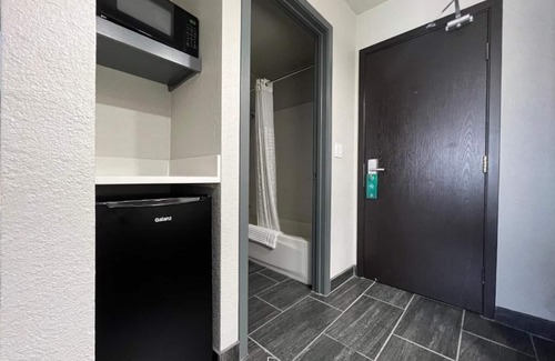 Sumner Casa | Stay in Portland at a great rate !!