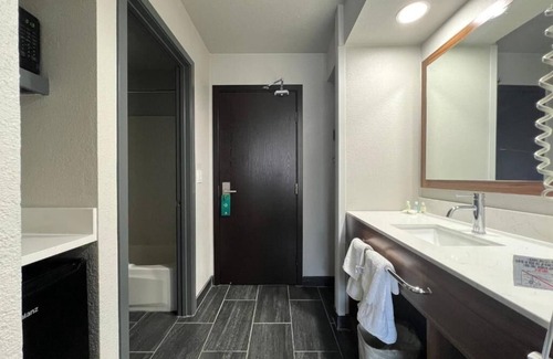 Sumner Casa | Stay in Portland at a great rate !!