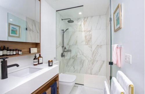 Fashion District Apartamento | Stay in Style Like Taylor Swift