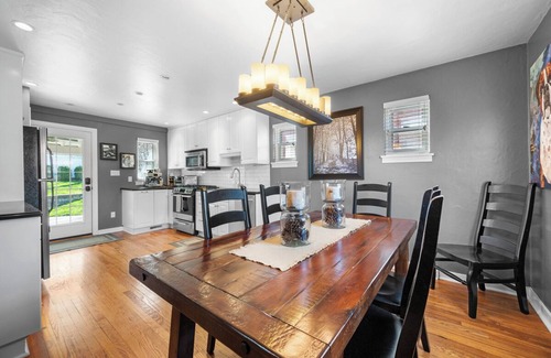 Oakmont Casa | Stay in the Heart of Oakmont – Walk to the 2025 U.S. Open!