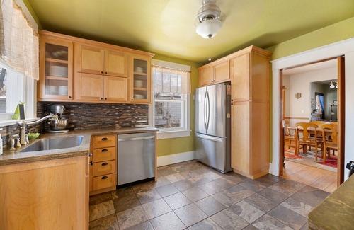 Spearfish Casa | Stay in this beautiful 1905 Craftsman Bungalow.