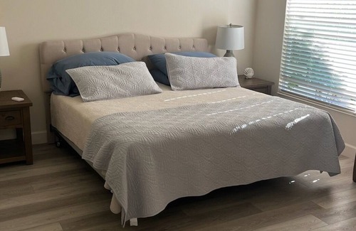 Dunedin Villa | Stay in this charming villa located in the Village of Dunedin.