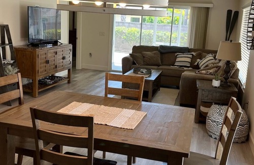 Dunedin Villa | Stay in this charming villa located in the Village of Dunedin.