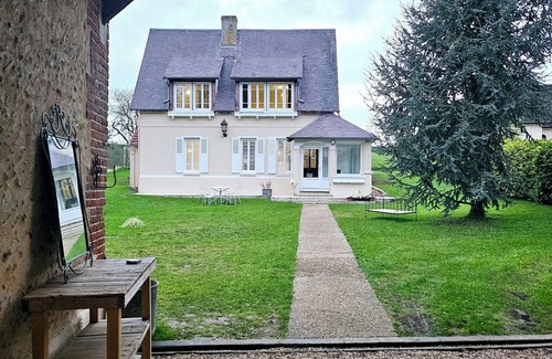 Boissy-le-Bois Casa | Stay in this country house in the heart of the Vexin.