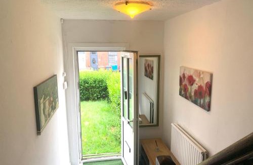 Eccles Casa | Stay Inn M30