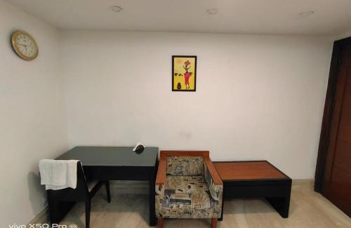 Kailash Colony Casa | Stay Inn Residency