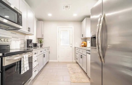 Norman Casa | Stay Like a Champion Today! Close to OU & Pool