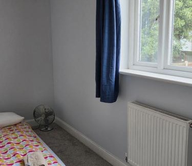 Colchester Casa | Stay Near Colchester twn centre3