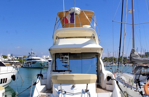 Antibes City Centre Alquiler De Eote | Stay on a luxurious and elegant yacht