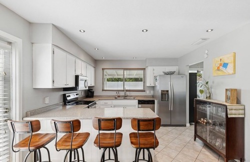 Tempe Casa | Stay on Sesame- Heated Pool & Spa 3BR Fall Ready