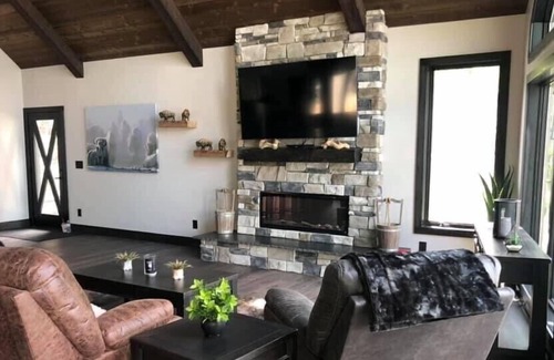 Prudenville Cabina | Stay on the beautiful Houghton Lake
