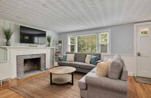 Bass River Casa | Stay On The Cape Vacation Rentals: Perfect Spot In Yarmouth Book Now & Relax