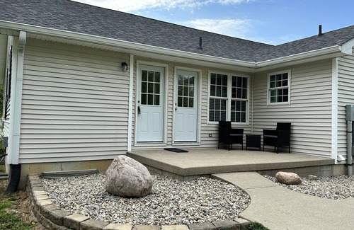 Milford Casa | Stay & Play 18 holes of GOLF included for up to 4!