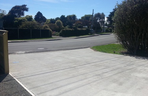 Paraparaumu Beach Cabaña | Quédese, juegue, descanse, relájese - ** TARIFAS ESPECIALES 7+ y 28+ NOCHES **