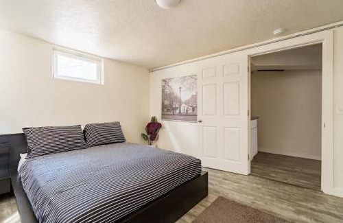 Foster - Powell Casa | Stay Portland - Charming & Spacious 5BR Home in SE Portland