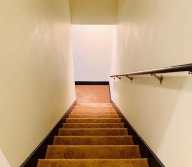 Belmont Casa | Stay Portland - Color Splash Apartment in the Heart of Portland