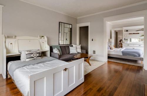 Belmont Apartamento | Stay Portland - Comfy SE Portland Apartment - Great Eats & Bars