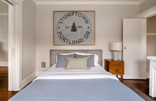 Belmont Apartamento | Stay Portland - Comfy SE Portland Apartment - Great Eats & Bars