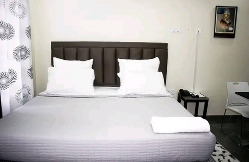 Lusaka Cabina | STAY SIMPLE LODGE